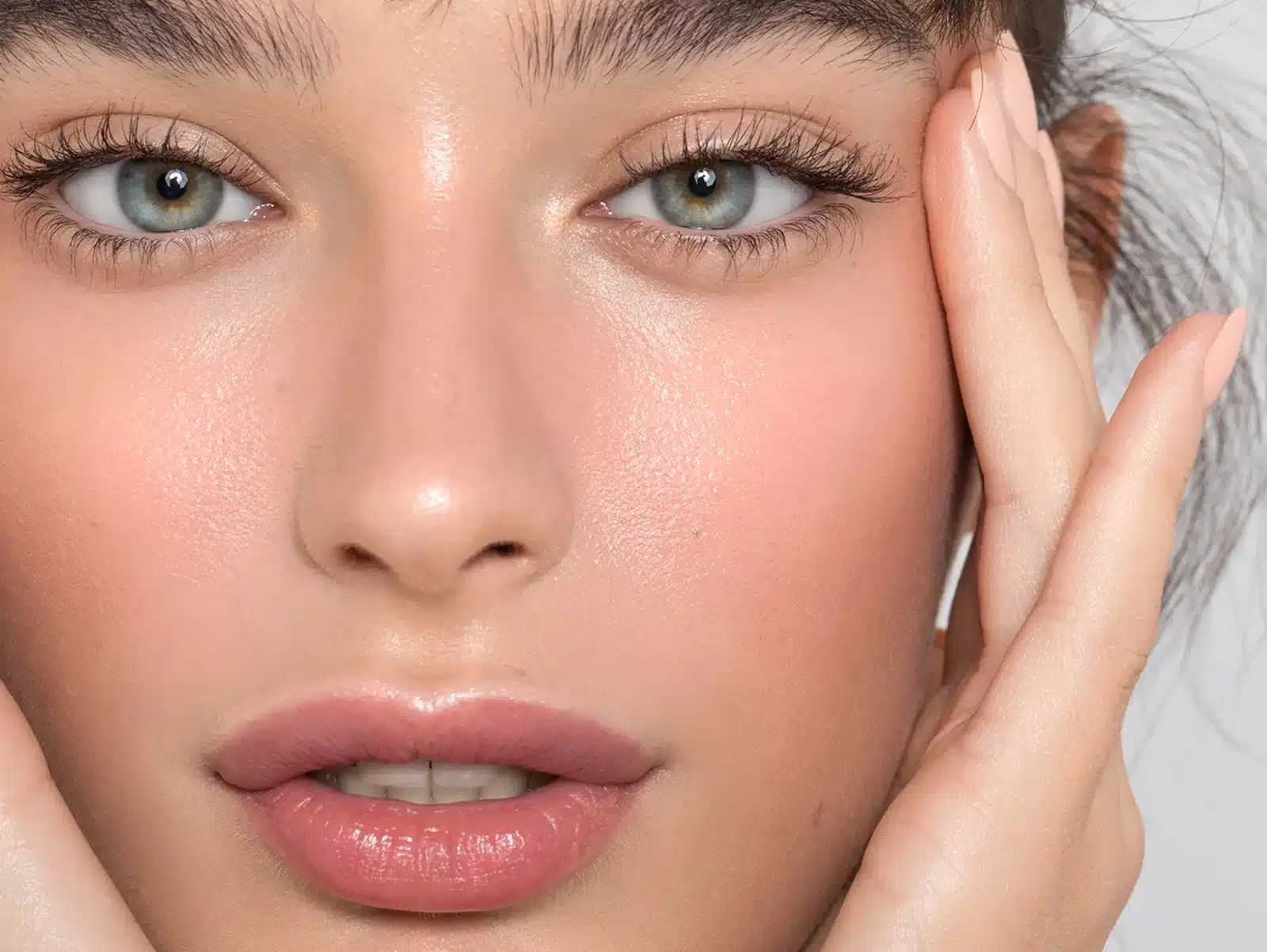 Reclaim Youthful Eyes